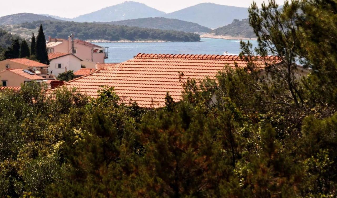 Villa Miggelangelo Тисно Экстерьер фото